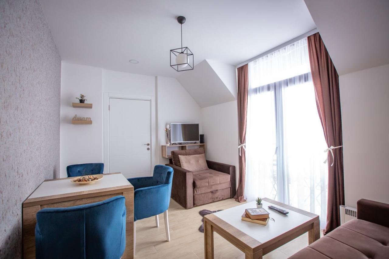 Apartments View Dvori E25 Kopaonik Bagian luar foto